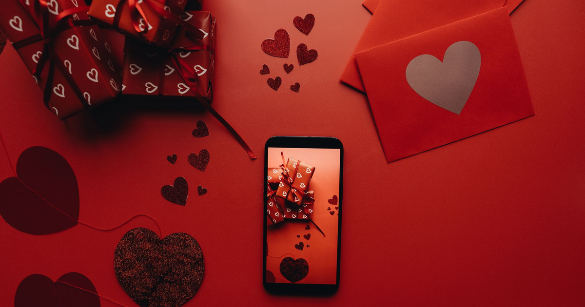 Dia dos Namorados deve movimentar R$ 26 bi — e a venda começa no Instagram